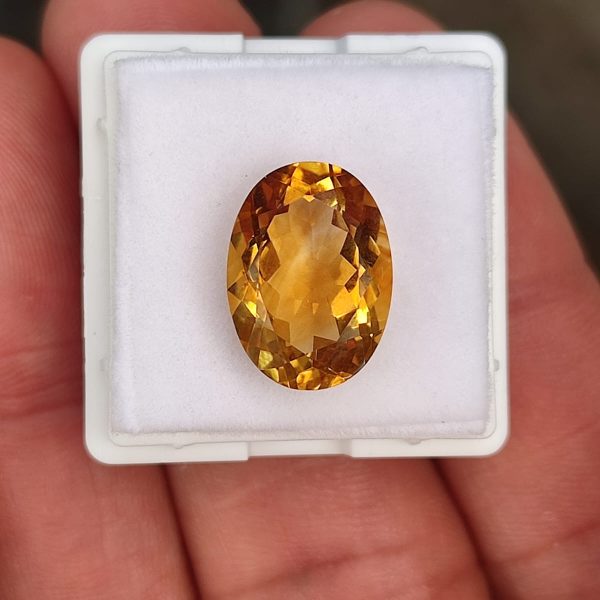 CITRINO GOLD INTENSO 14.4 x 10.5 x 6.7 M.M. OVALADO