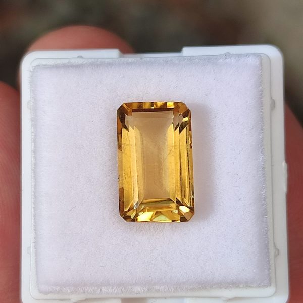 CITRINO GOLD INTENSO 12.4 x 7.7 x 5.5 M.M. OCTAGONAL